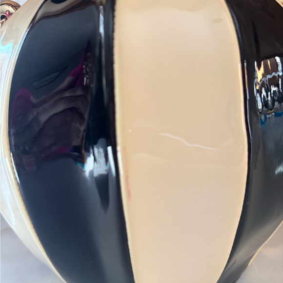 Unique Black & Cream Retro Dome Bag – Vintage Style Purse - Picture 3 of 7